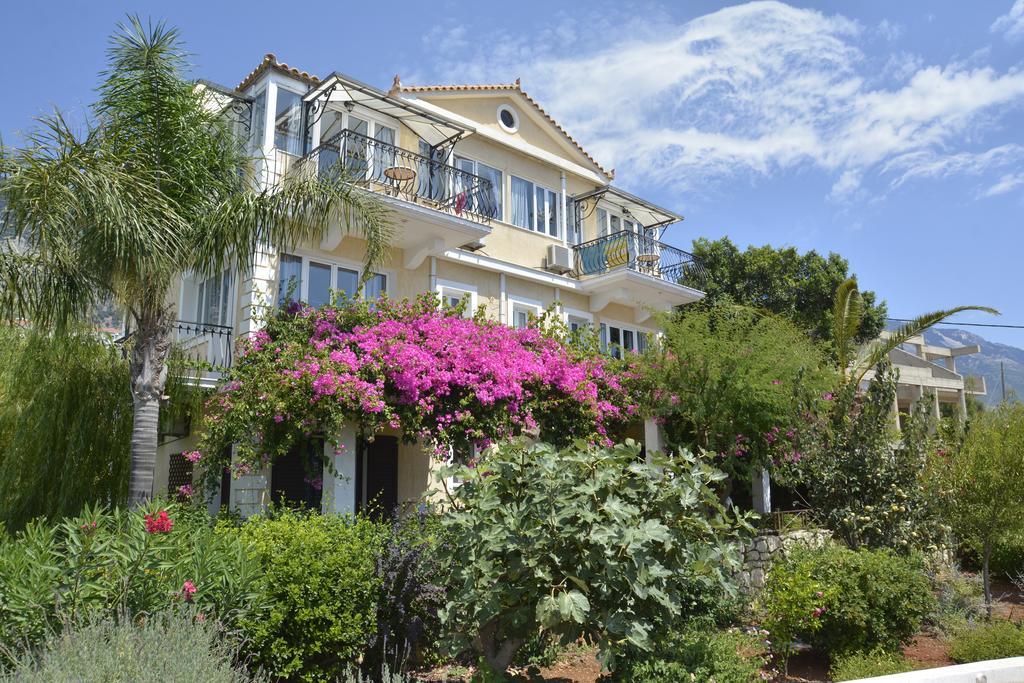 Christoforos Apartments Lourdata  Exterior photo